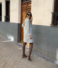 Carica l'immagine nel visualizzatore di Gallery, Abrigo Velisa (últimas 2 uds)