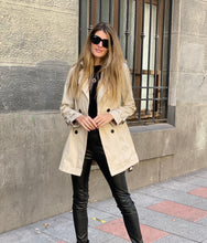 Carica l'immagine nel visualizzatore di Gallery, Trench Levine (últimas 2 uds)